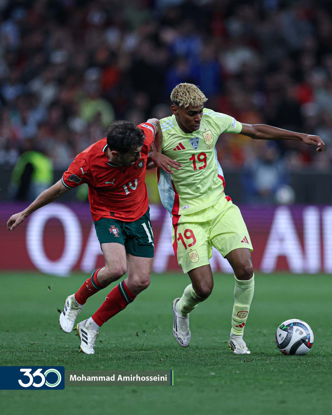 عکس رونالدو با جام لیگ ملت های اروپا