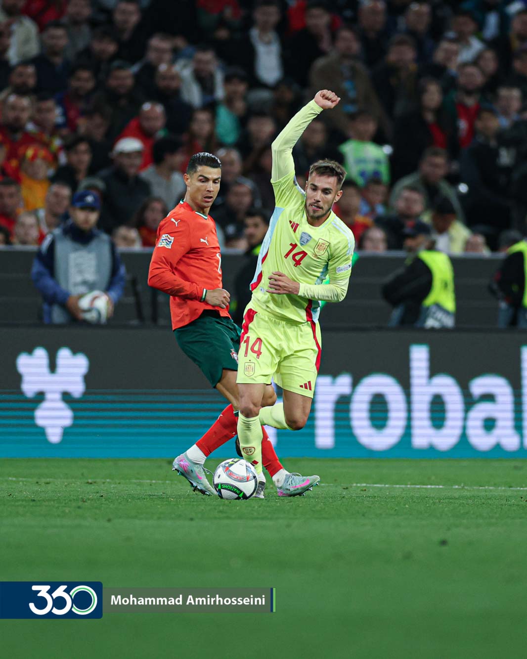 عکس رونالدو با جام لیگ ملت های اروپا