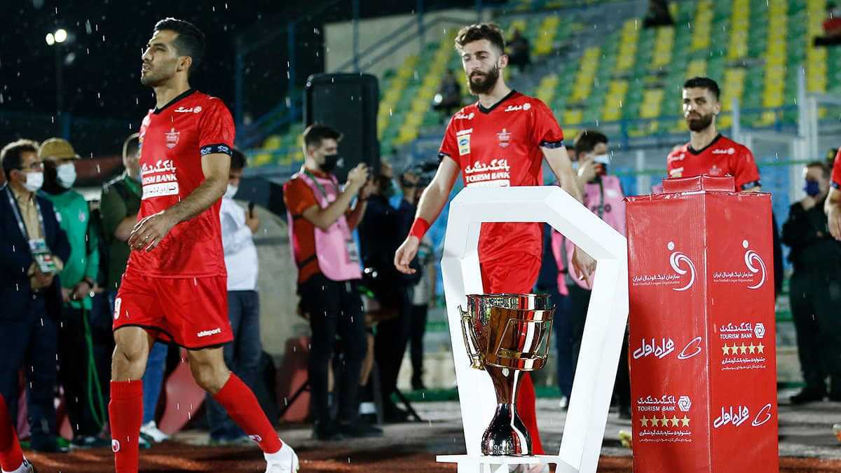 قهرمانی پرسپولیس در 5 شهر مختلف ایران؛ سوغاتی به نام جام