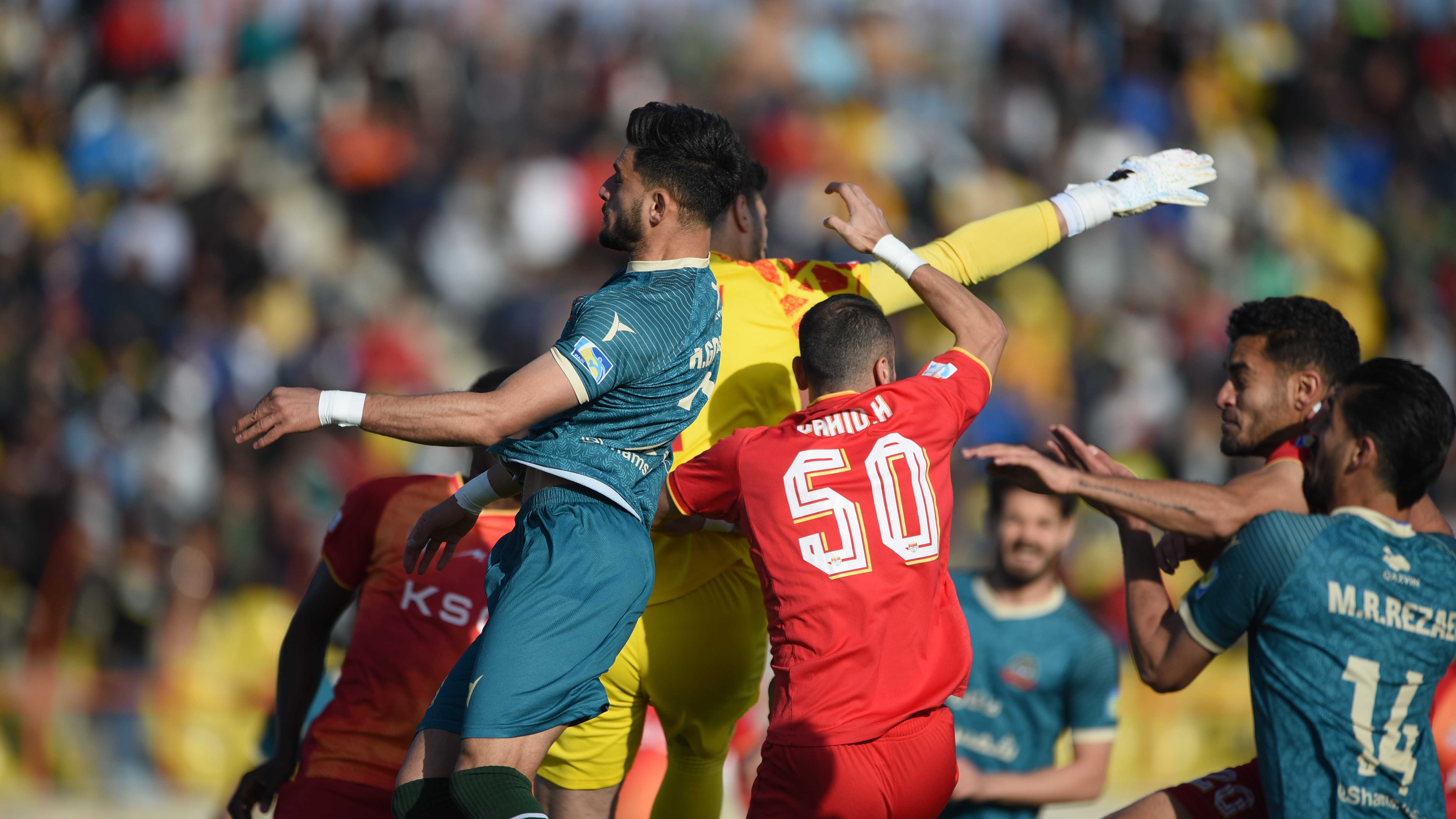 شاگردان یحیی در جست‌وجوی چهاردهمین برد فصل؛ شمس‌آذر دوباره شگفتی‌آفرینی می‌کند؟