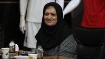 جنجال «فریده» علیه نماد بورسی استقلال؛ حضوری غیرقانونی که مجوز آسیایی آبی‌ها را باطل می‌کند؟