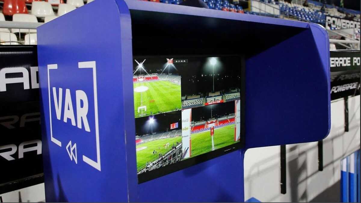 باشگاه‌های پولدار دست به جیب شدند؛ (VAR) به فوتبال ایران نزدیک‌تر شد