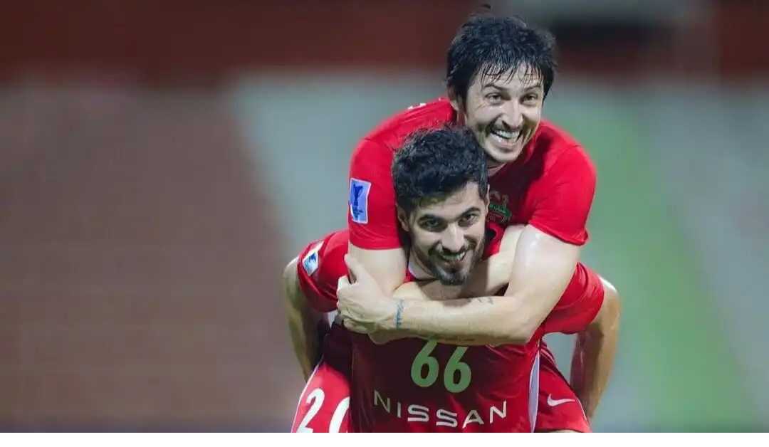 سردار و سعید فاتح لیگ امارات شدند؛ قهرمانی روی کاناپه