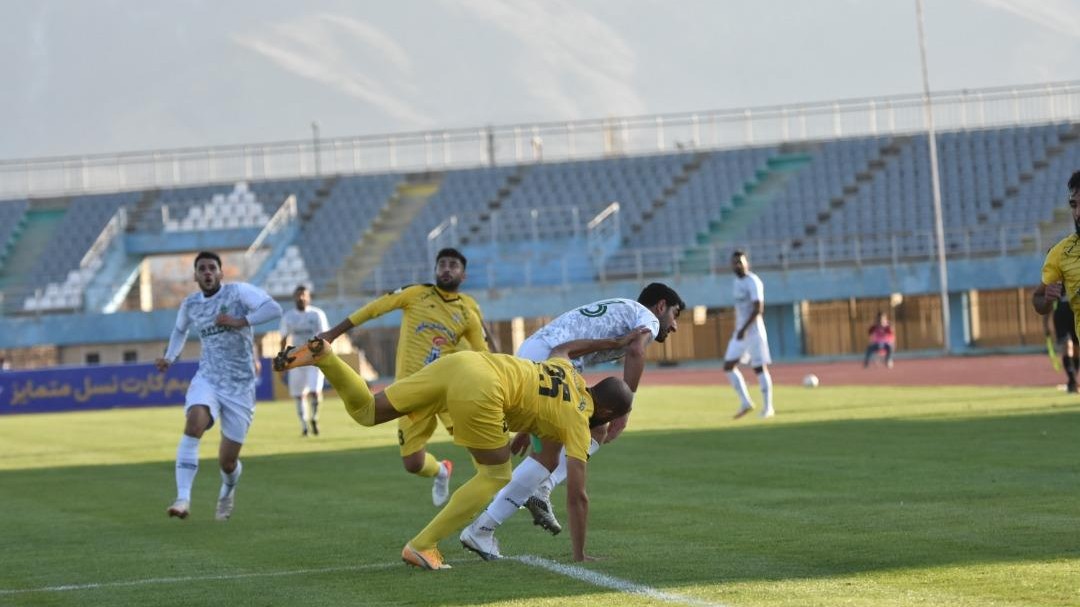 حذف‌شدگان از جام حذفی به دنبال احیا در لیگ؛ جنگ مجتبی و پیروز در اراک