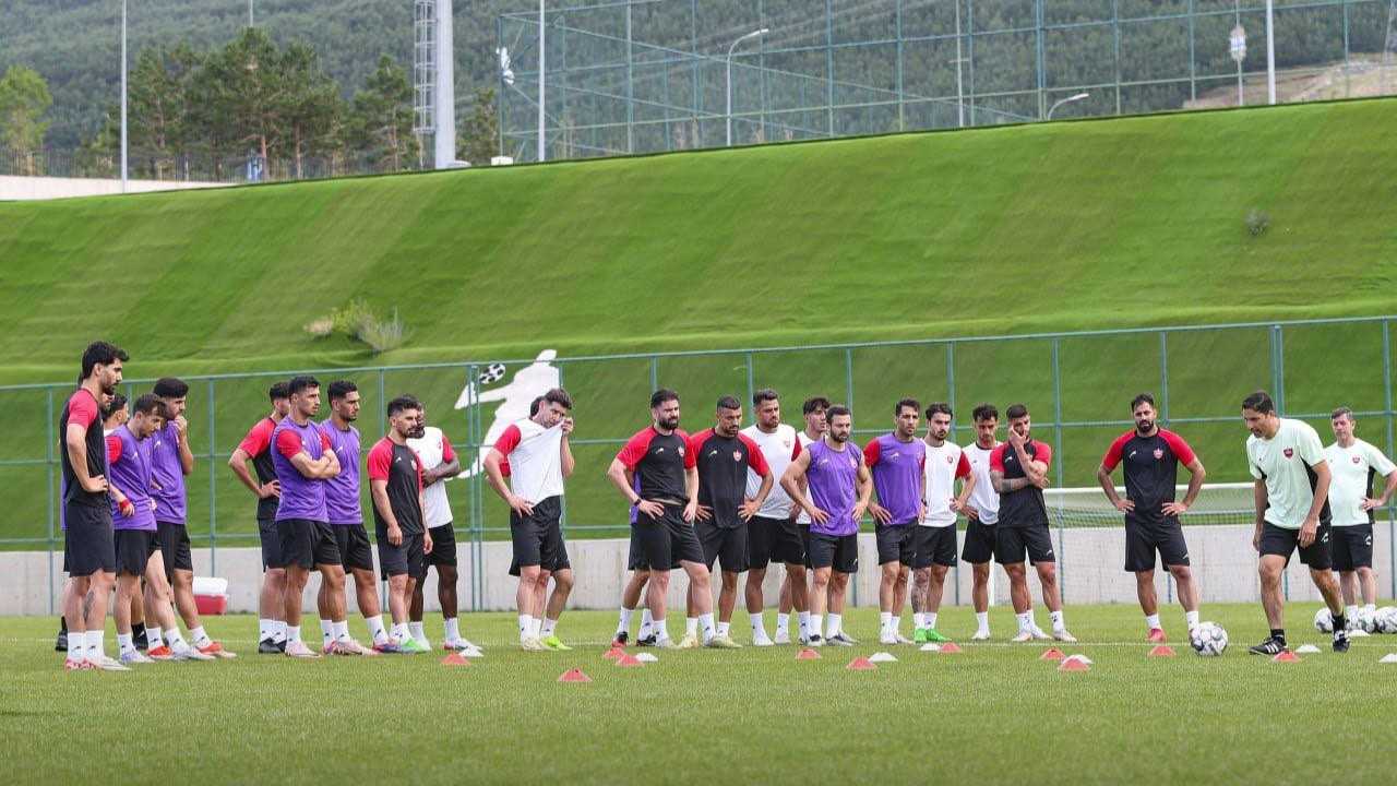 وتوی قانون جنجالی علیه پرسپولیس؛ دستِ هاشمیان بسته شد!