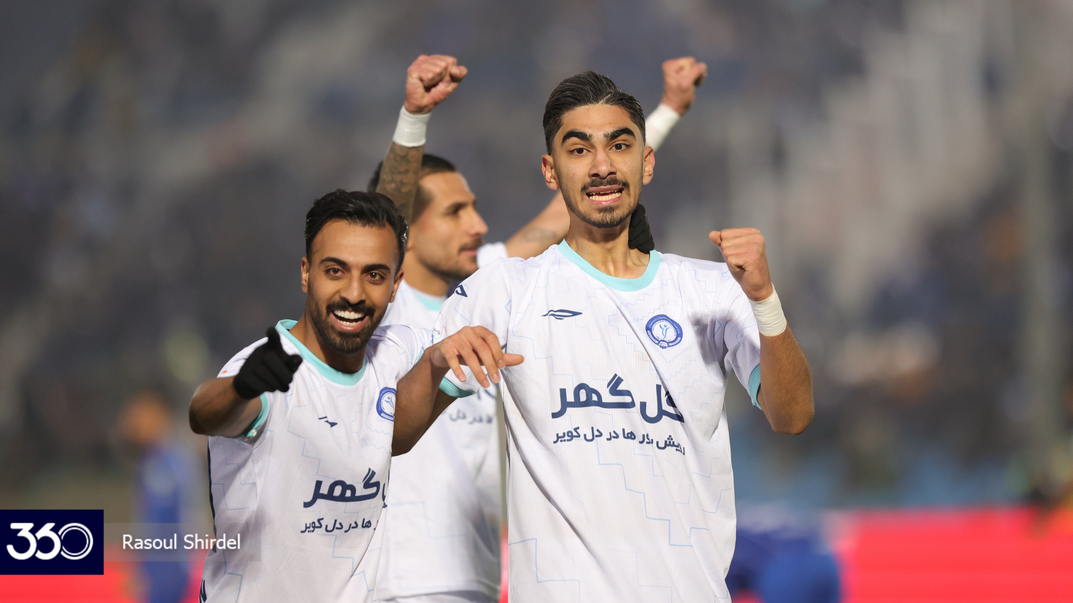 مدافع لگانس و مهاجم گل‌گهر در لیست خرید استقلال؛ بنزین سبز در باک آبی‌ها