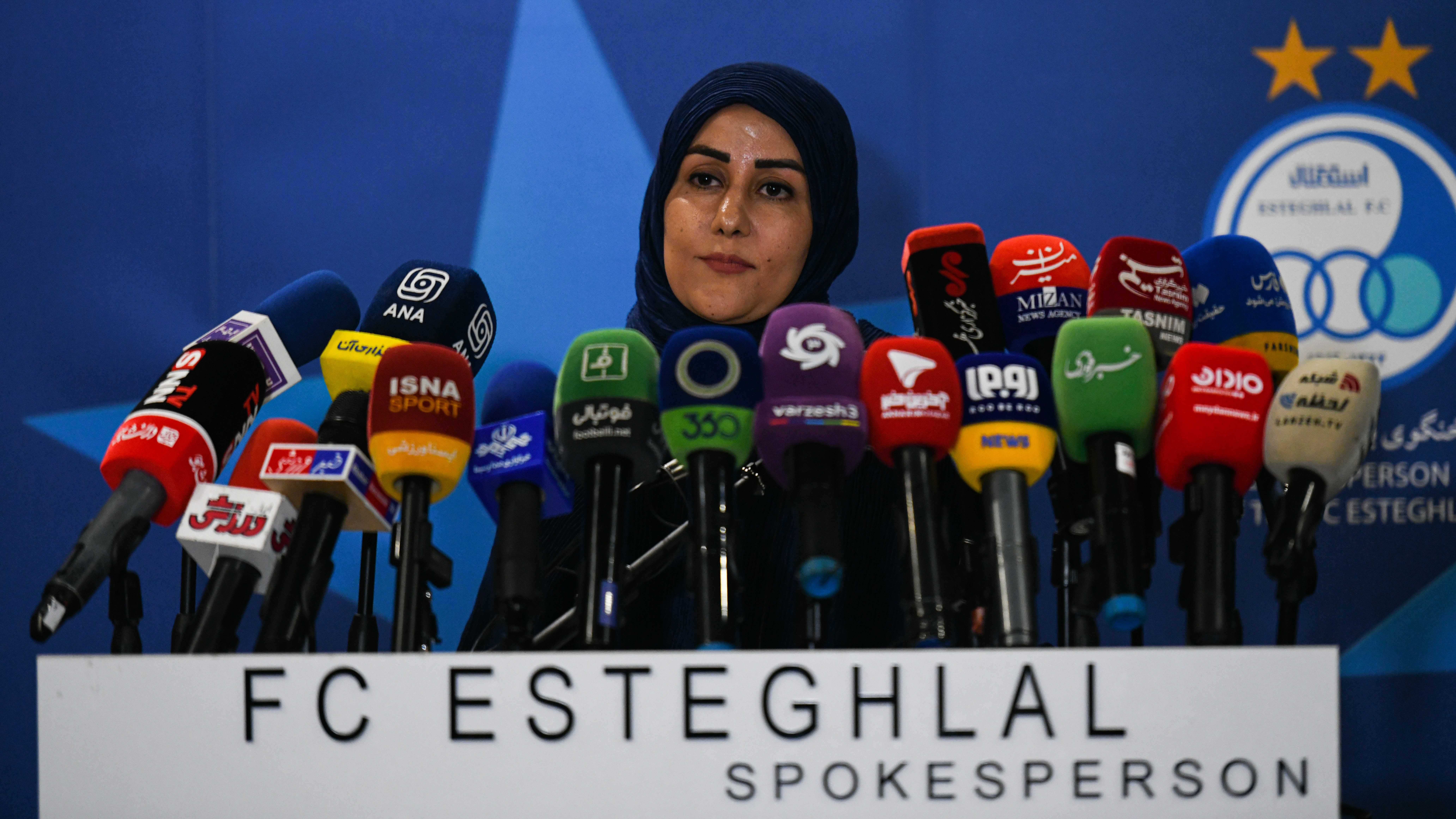واکاوی اولین نشست خبری خانم سخنگو در استقلال؛ از تکذیب برکناری اسدی تا پاسخ‌های مبهم و کلافه‌کننده!