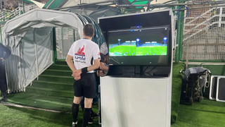 گروکشی فدراسیون با استقلال و پرسپولیس؛ اول پول، بعد (VAR)!