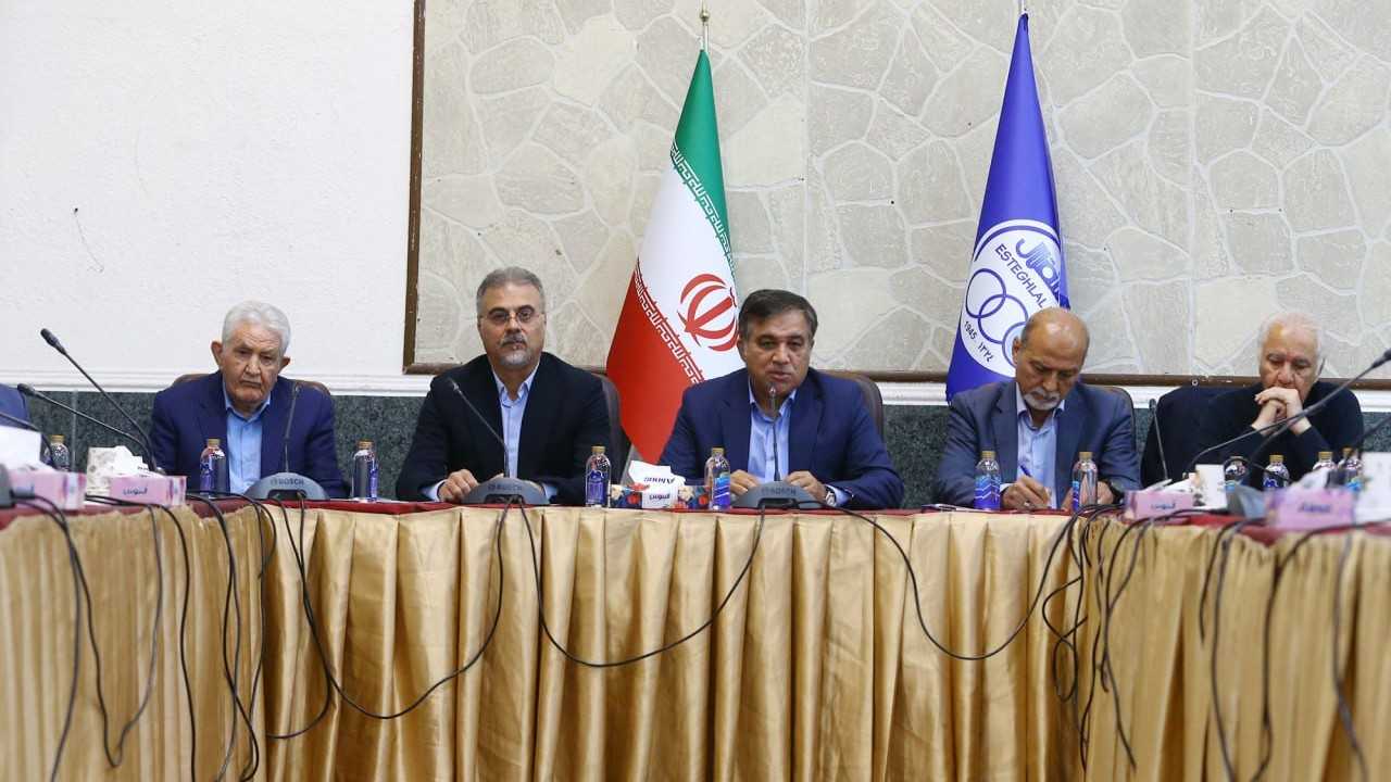 اروپاگردی پرمعمای مدیران استقلال؛ سرمربی بعدی آبی‌ها از آمستردام می‌آید؟