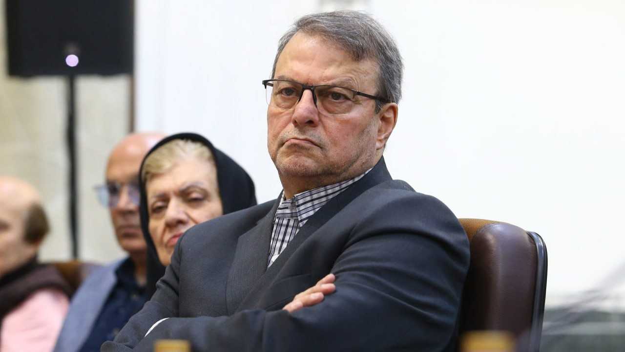 وویس جنجالی «اسدی» علیه تکذیبیه‌های دروغین؛ نفاق در هیات‌مدیره استقلال موج می‌زند!