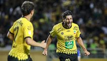 هشتمین گل ستاره سپاهان به قلب پرسپولیسی‌ها؛ موهبتی به نام «محبی»