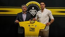 اخباری با قراردادی 2 ساله به سپاهان پیوست؛ جانشین نیازمند متولد اصفهان است