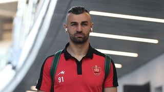 دورسون و بیفوما آماده بازگشت به تهران/ کریم باقری در پرسپولیس ماندنی شد