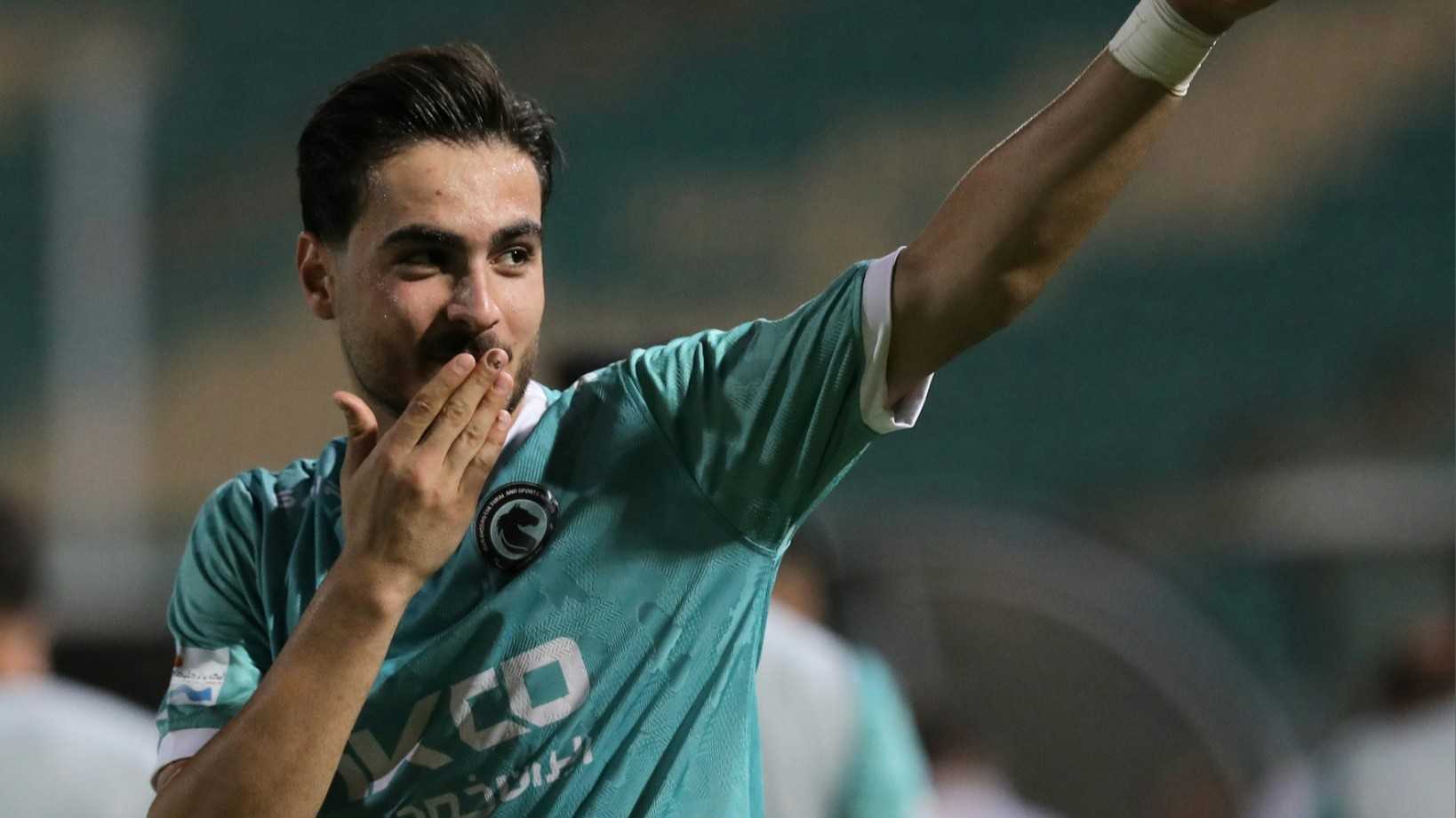 wallpaper Kt wallpaper Kt