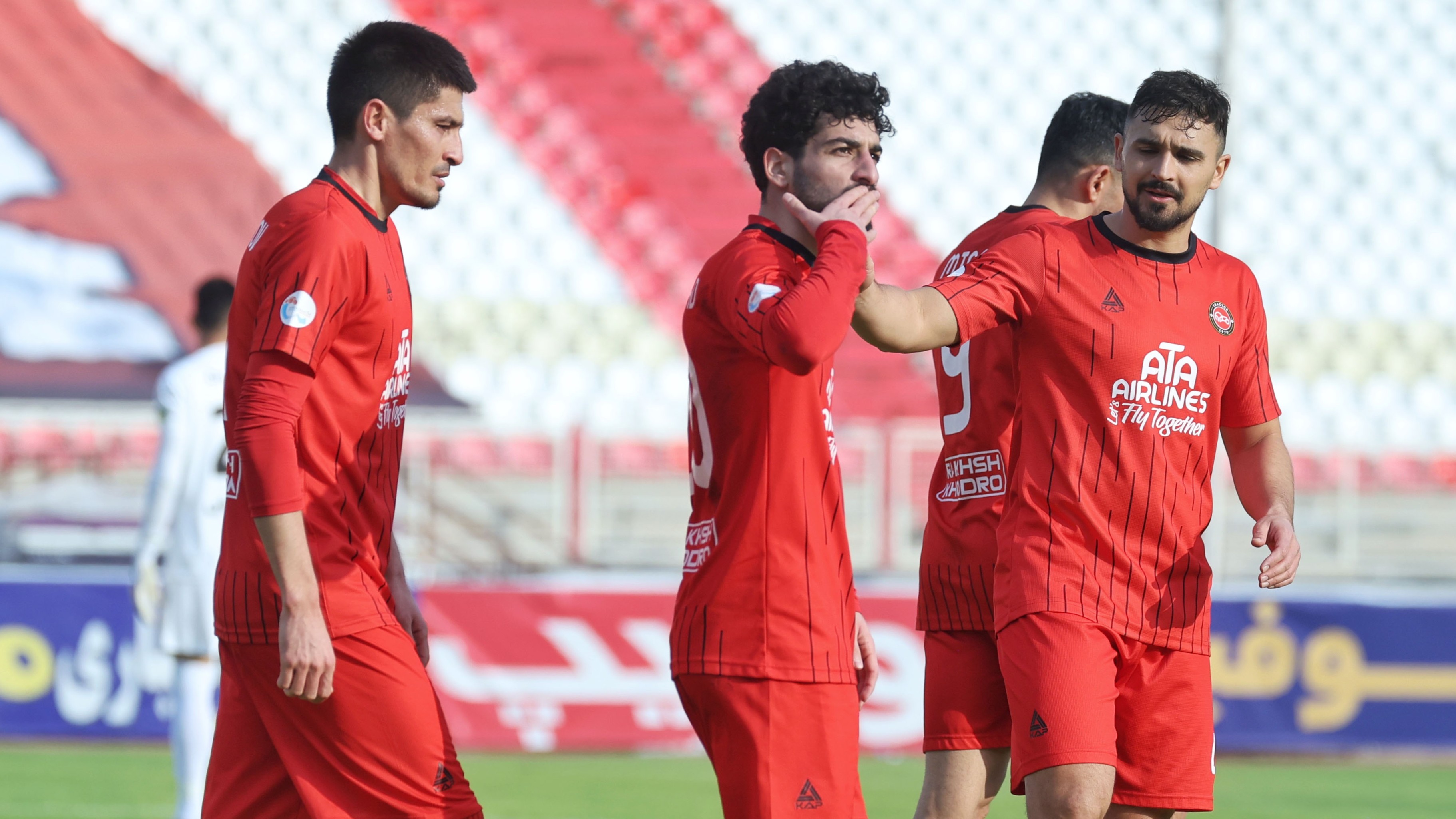 خیز تراکتوری‌ها برای حمله به 2 رکورد تاریخی؛ «مگر معجزه شود!»